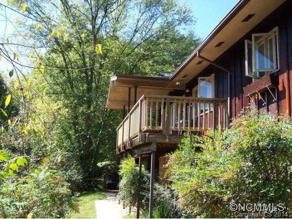 22 Overlook Dr