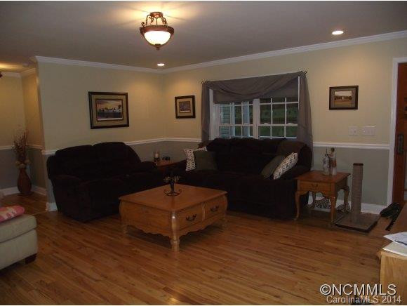 131 West Acorn Drive - Photo 2