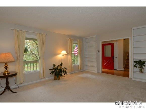 247 Dogwood Hills Drive - Photo 4