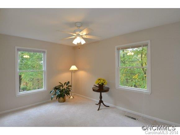 247 Dogwood Hills Drive - Photo 9