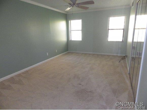 1606 Abbey Circle - Photo 14