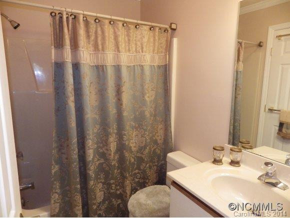 1606 Abbey Circle - Photo 17