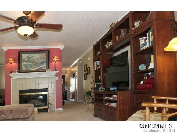1606 Abbey Circle - Photo 3