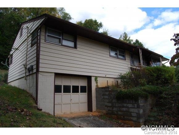 319 Northeast Ave - Photo 3