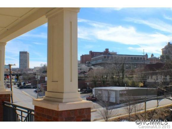 190 Broadway St, Unit 301 - Photo 16