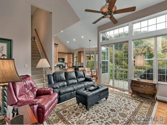 101 HIBISCUS LANE - Photo 4