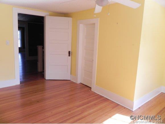 161 Henrietta Street - Photo 12
