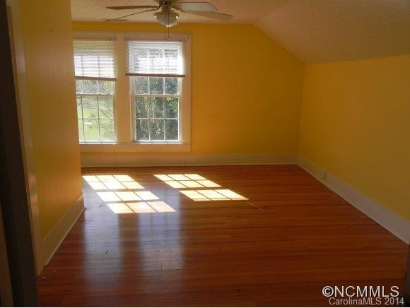 161 Henrietta Street - Photo 13