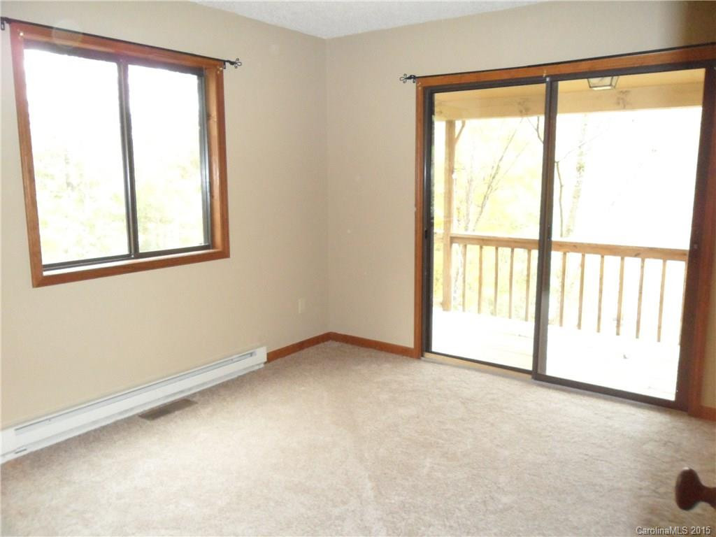 559 Greenview Dr - Photo 7