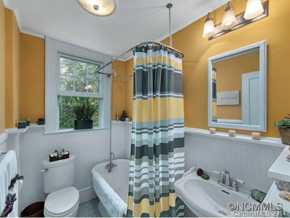 109 Sherwood Road - Photo 11