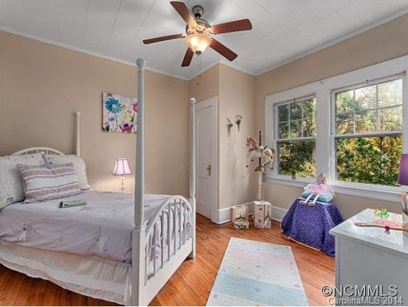 109 Sherwood Road - Photo 10