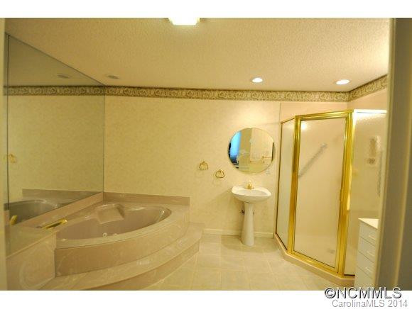 128 Overlook Dr. - Photo 13