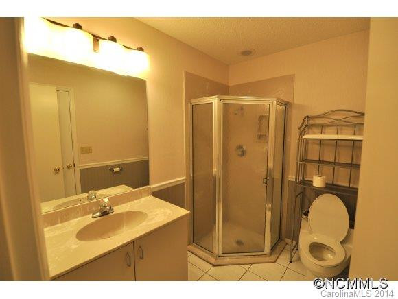 128 Overlook Dr. - Photo 16
