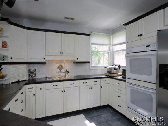 82 PRESSLEY RD - Photo 8