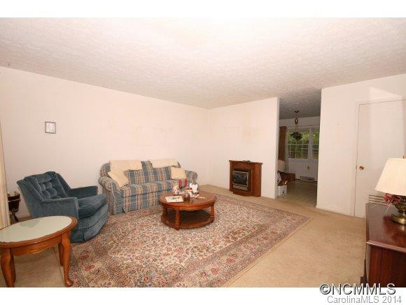 3 W Maple Dr - Photo 4