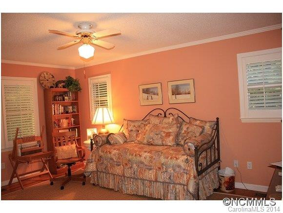 60 Doubleday - Photo 11