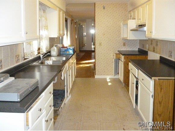 93 Merrill Road - Photo 8