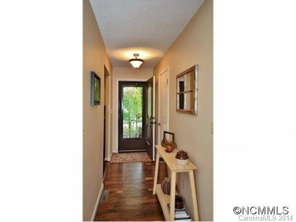174 SURRY LANE - Photo 2
