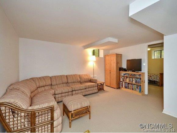 174 SURRY LANE - Photo 16