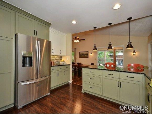 174 SURRY LANE - Photo 4