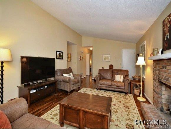 174 SURRY LANE - Photo 9