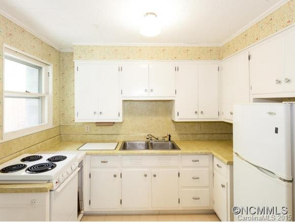 1005 Temon St - Photo 12