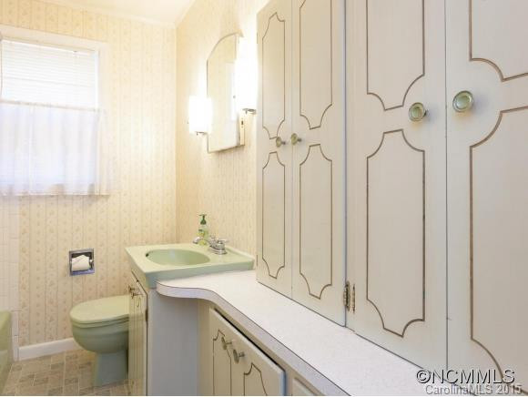 1005 Temon St - Photo 10