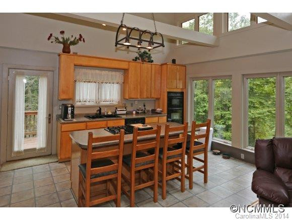 601 Jess Cove Road - Photo 3