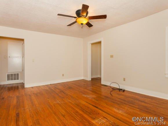 34 Canterbury Road - Photo 5