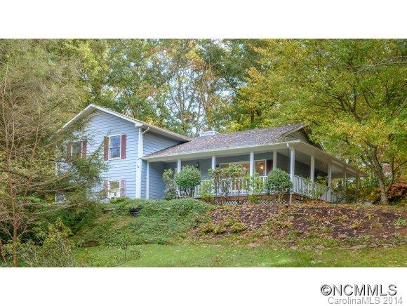 14 Forest Edge Dr