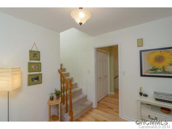 14 Forest Edge Dr - Photo 3