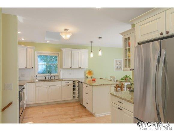 14 Forest Edge Dr - Photo 4