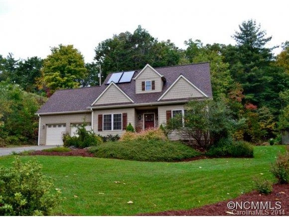 1023 Deepwoods Drive