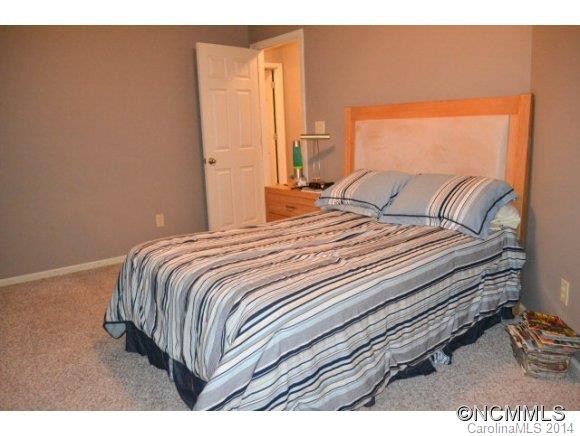 1023 Deepwoods Drive - Photo 11