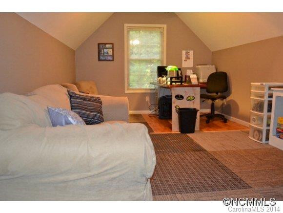 1023 Deepwoods Drive - Photo 13