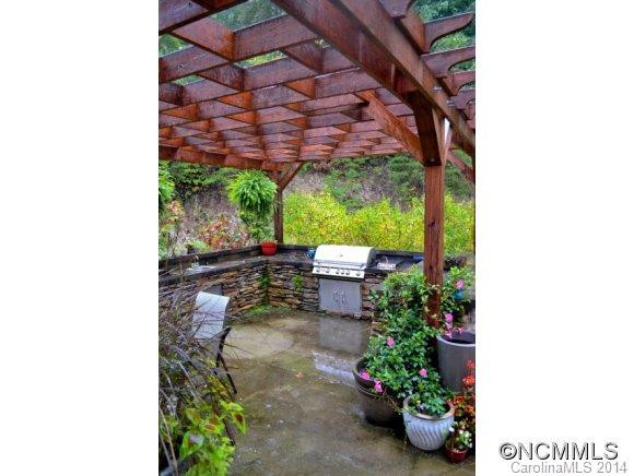 1023 Deepwoods Drive - Photo 14
