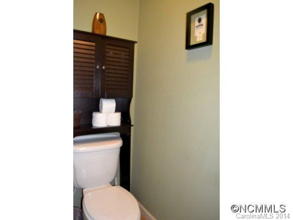 1023 Deepwoods Drive - Photo 8