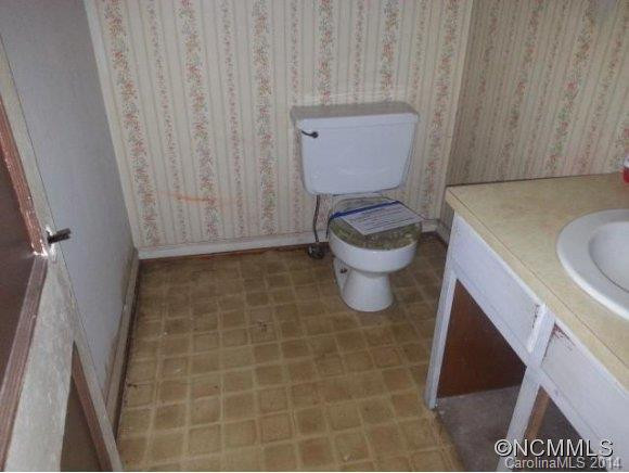 154 W Church Street - Photo 5