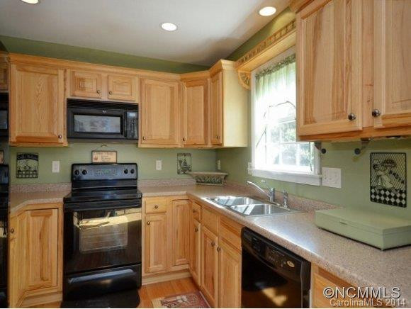 460 JONES RD - Photo 5