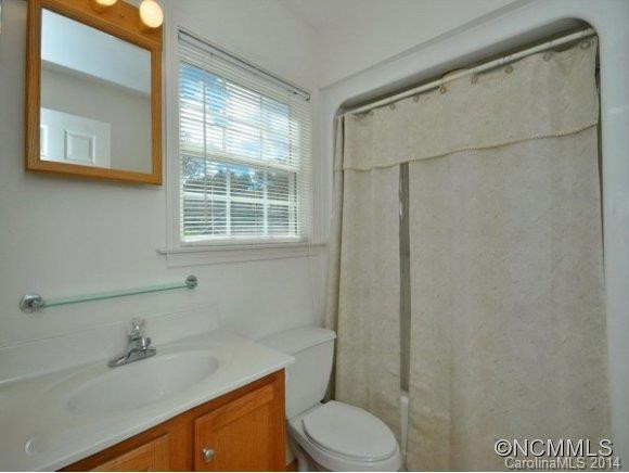 460 JONES RD - Photo 8
