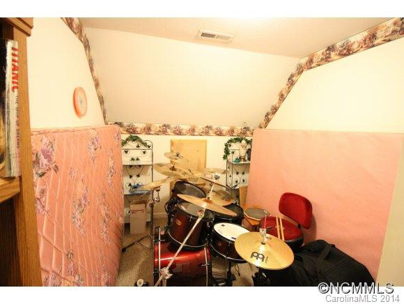 917 Gash Road - Photo 21