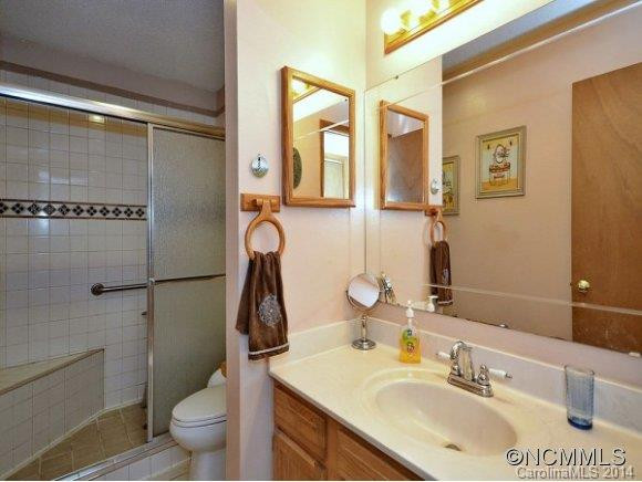 167 SELBY DR - Photo 12