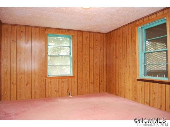 120 Railroad St - Photo 11