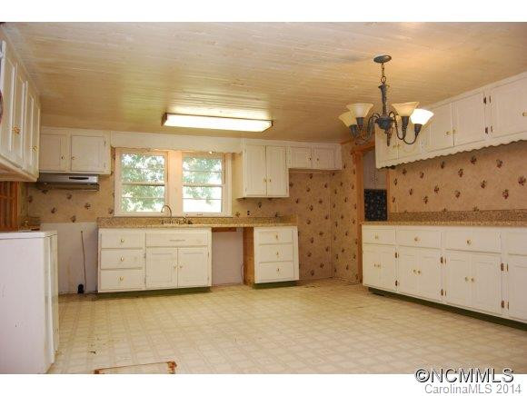 120 Railroad St - Photo 5