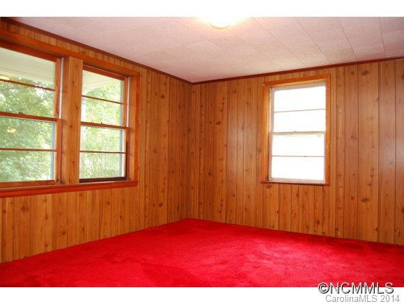 120 Railroad St - Photo 8