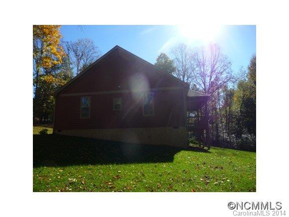16 Lily Hill Road - Photo 2