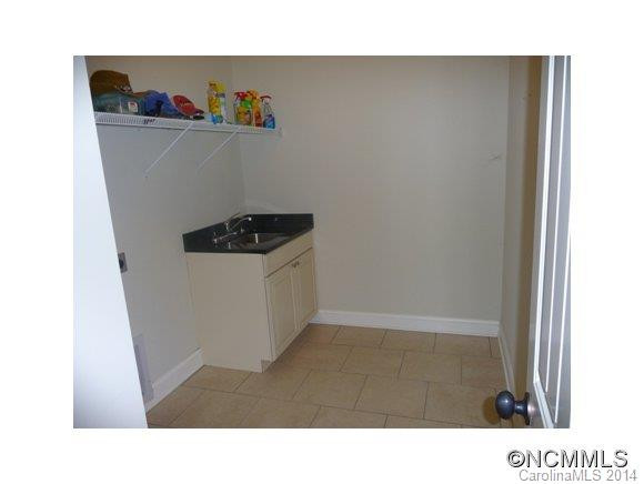 16 Lily Hill Road - Photo 8