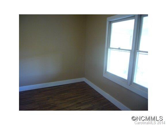 270 OLD MILL ROAD - Photo 12