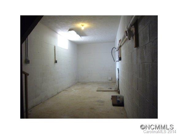 270 OLD MILL ROAD - Photo 13