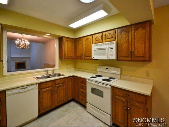 103 CHINQUAPIN OAK LANE - Photo 6